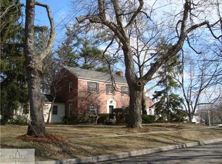 134 Kensington Rd, East Lansing, MI 48823