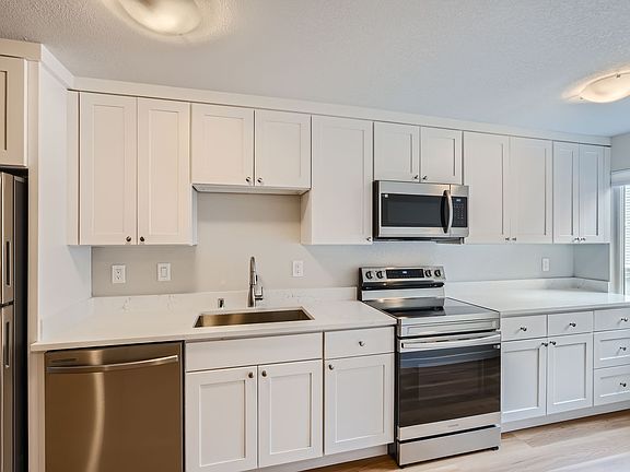5th image of 475 E North Bend Way #2B-1Ba-875Sqft