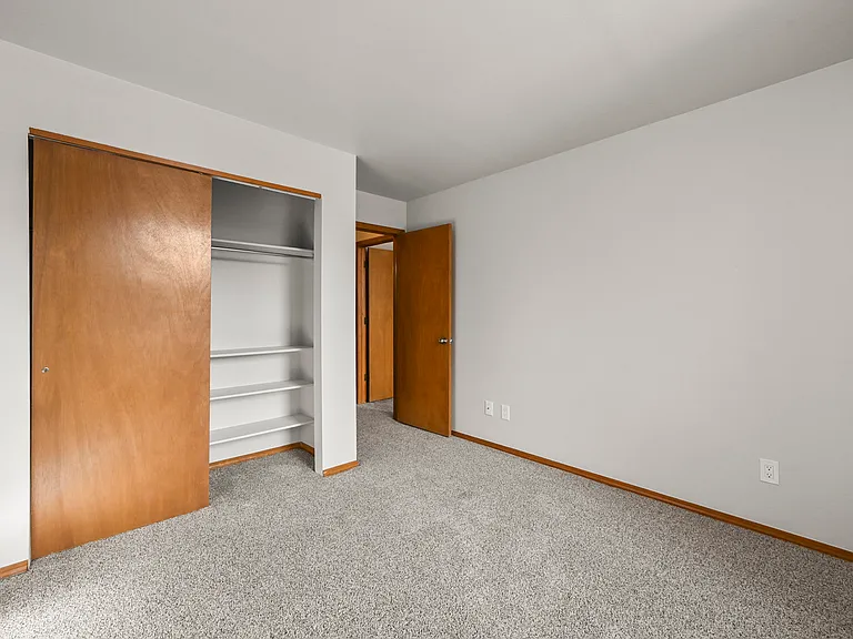3640 Mountainside Dr — Photo 8