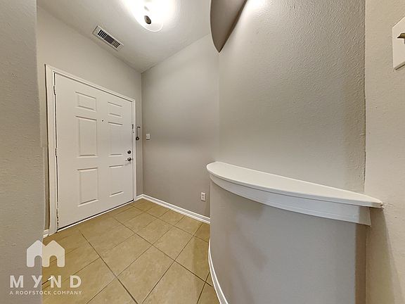 3rd image of 8230 Blackcherry Ln