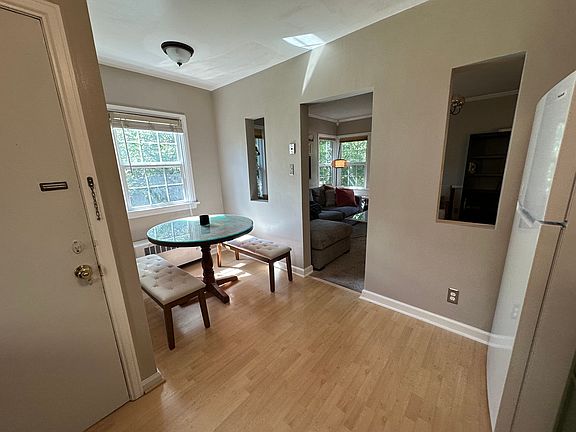 4th image of 2516 4th Ave N #2516