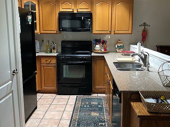 4th image of 2344 Santo Domingo Ave #3