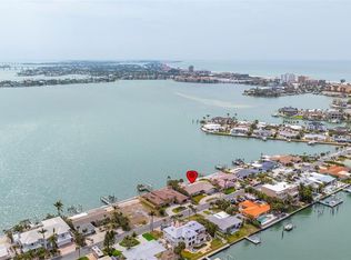 420 55th Ave, Saint Pete Beach, FL 33706