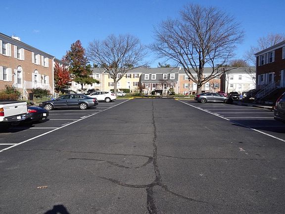 4th image of 14471 Rustling Leaves Ln #32A