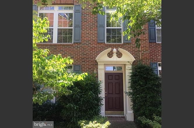 1st image of 714 Catts Tavern Dr