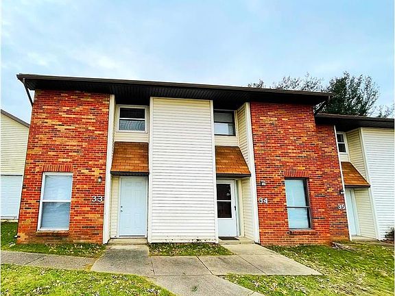 4th image of 201 Burton Dr APT 35