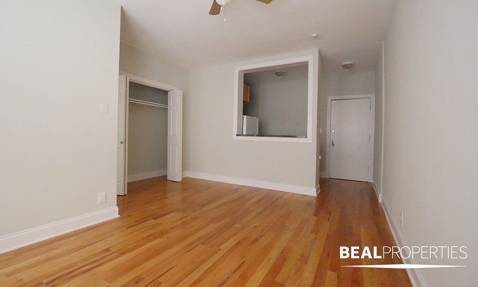 1st image of 511 W Melrose St #511207