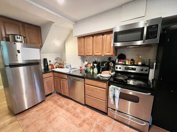 104 Saint Botolph St APT 2, Boston, MA 02115
