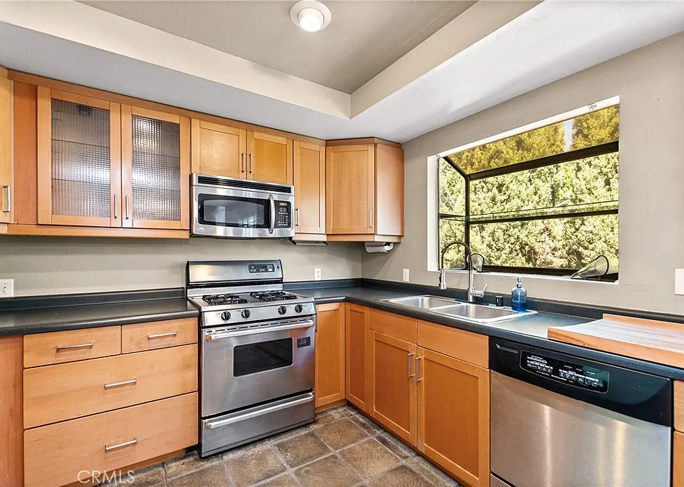 23586 Ehlers Dr