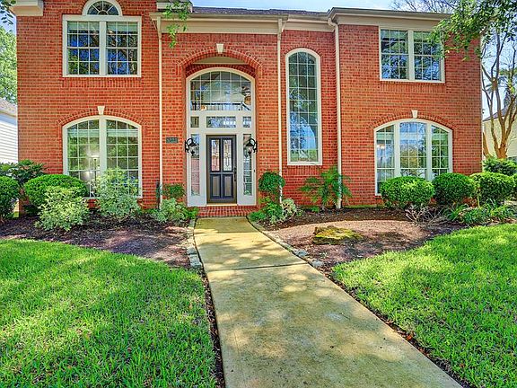 3rd image of 5222 Avondale Dr