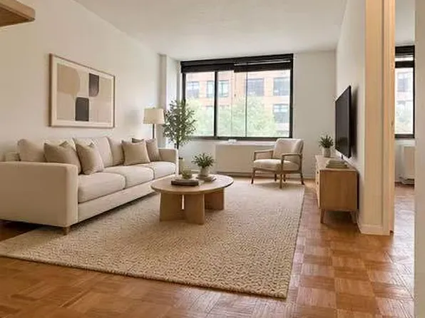 2 S End Ave APT 4M, New York, NY 10280