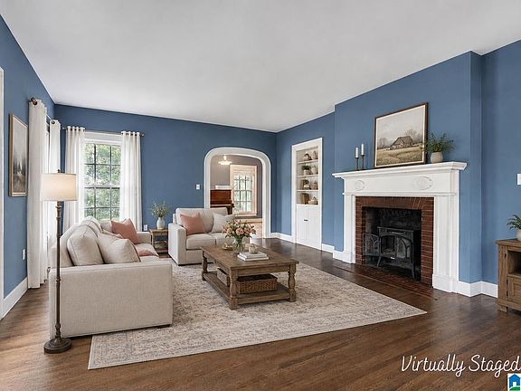 4th image of 315 Woodland Ave