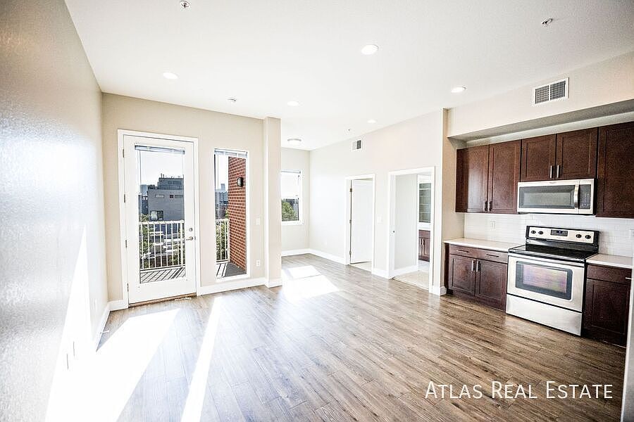 1st image of 2905 W 25th Ave #206