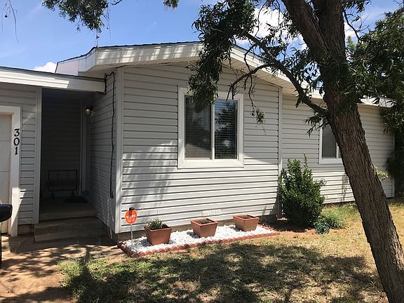 2nd image of 301 Holly Dr