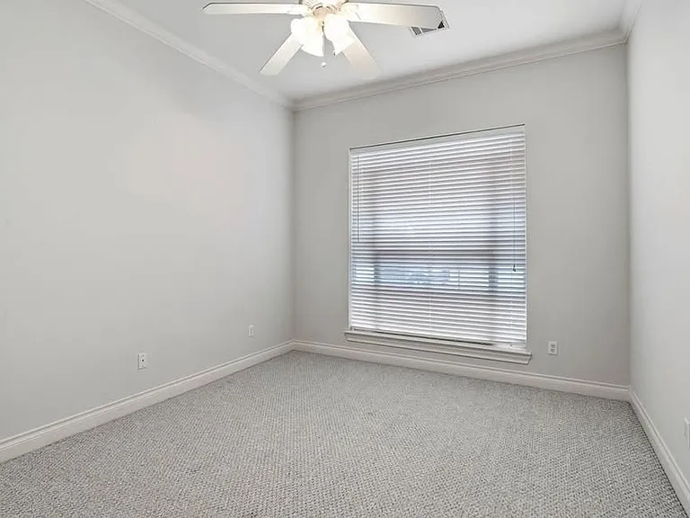 1414 Caravelle Ct — Photo 16