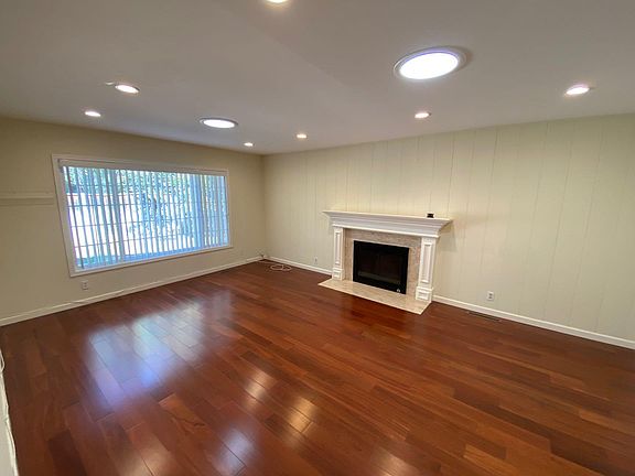 2nd image of 430 Giannini Dr