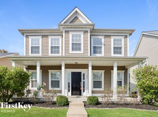 1027 Glengarry Dr, Wentzville, MO 63385