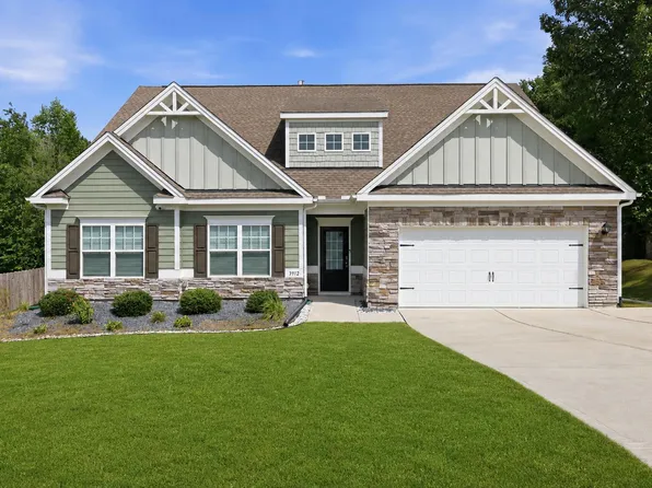 3912 Mendenhall Dr, Zebulon, NC 27597