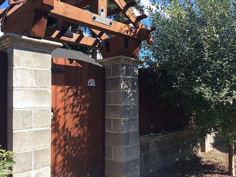 1st image of 5403 NE 38th Ave