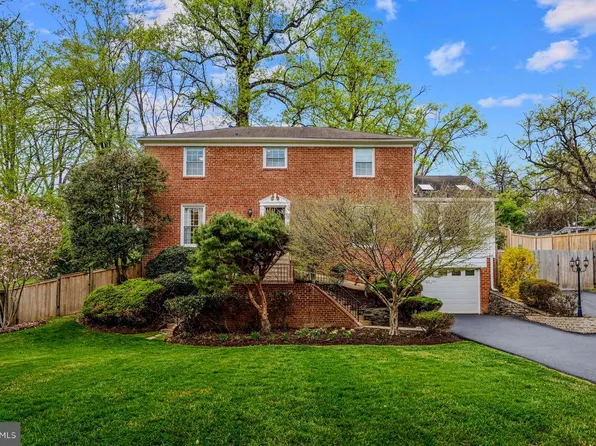 12704 Theresa Dr, Silver Spring, MD 20904