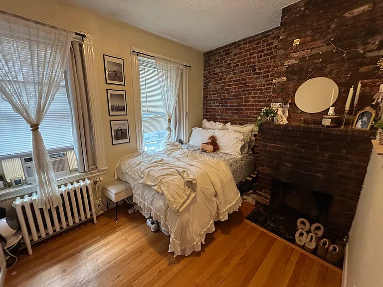 40 Anderson St #2 — Photo 3