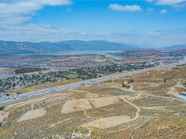 21555 Sedco View Dr #1, Wildomar, CA 92595