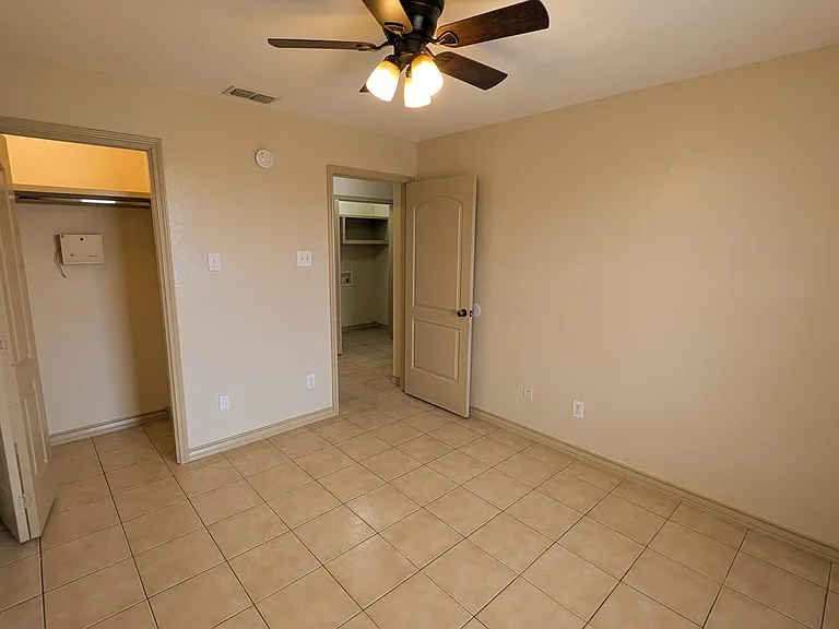 1708 Chacon St #1-4 — Photo 7