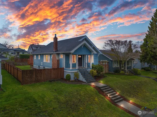 1114 Wetmore Avenue, Everett, WA 98201