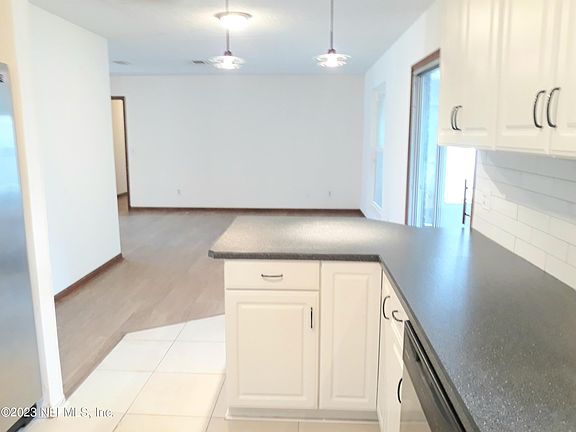 4th image of 4123 PINEY CREEK Lane W