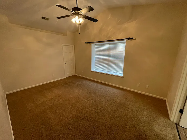 10715 Hickory Cove Ct — Photo 10