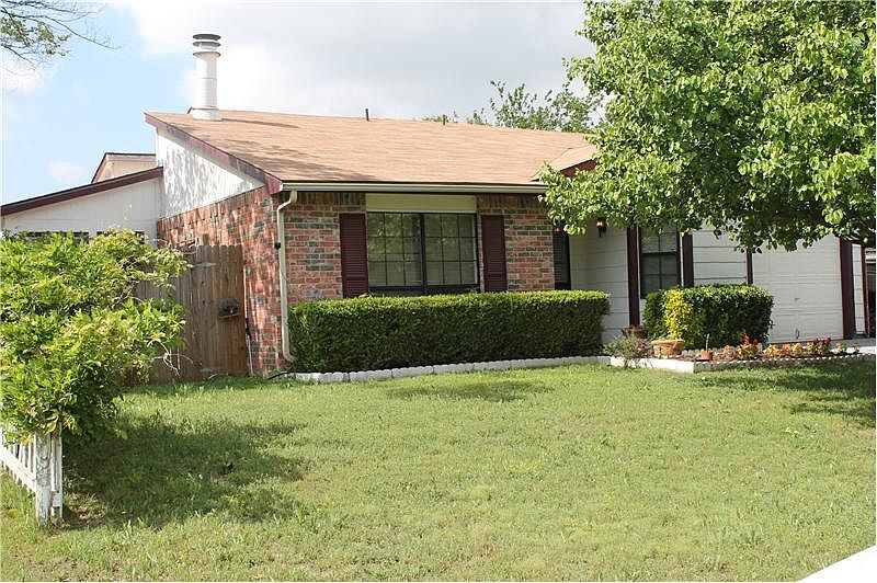 1st image of 2625 Bamberry Dr