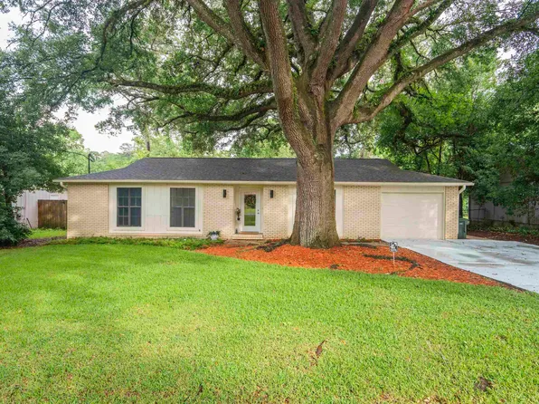 1553 Goodwood Dr, Tallahassee, FL 32308