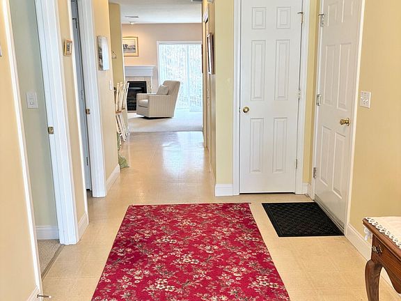 3rd image of 73 Kavanaugh Road #73