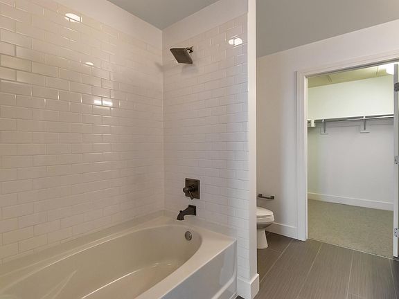 Master Bath with Walkin closet