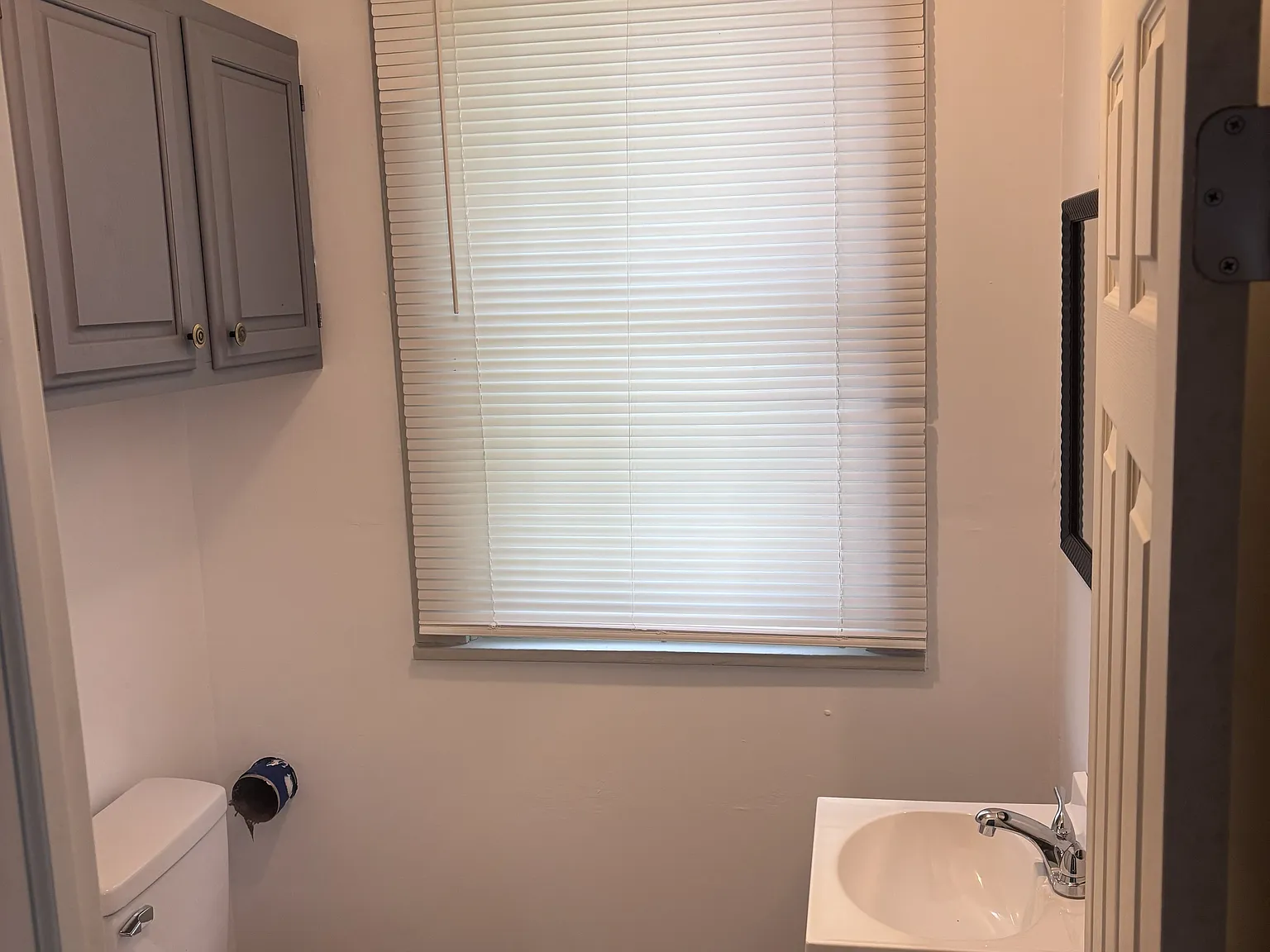 3 bed, 1.5 bath, 1156 sqft, $1,500 — Photo 3