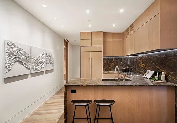 4th image of 49 Chambers St APT 7G