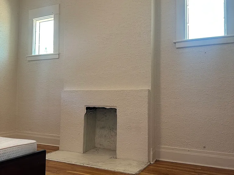 900 Upson Dr #A — Photo 3