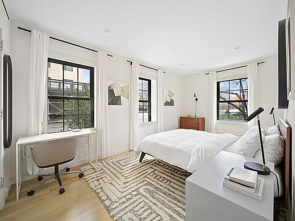 5th image of 1160 5th Ave Floor 5