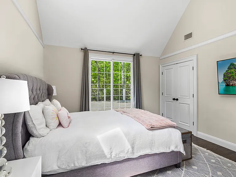 139 Northside Dr — Photo 26
