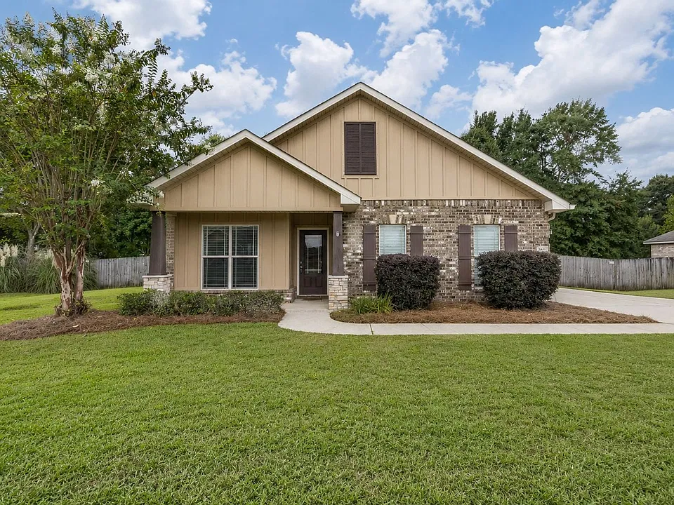26495 Augustine Dr