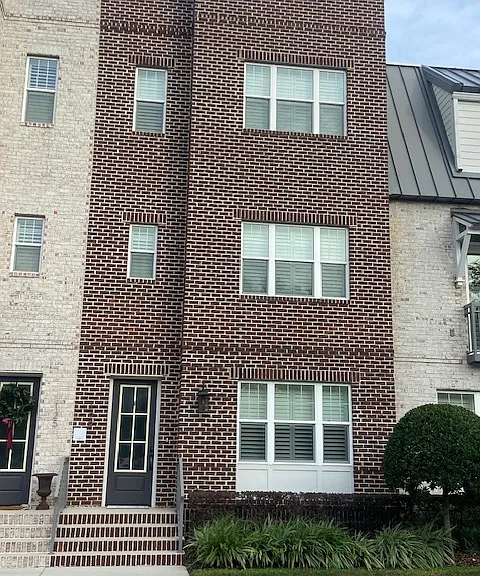 129 S Park Ave — Photo 1