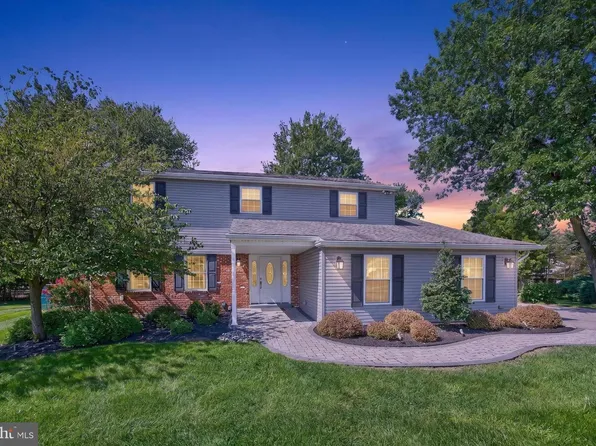 409 Laurel Ln, Norristown, PA 19403