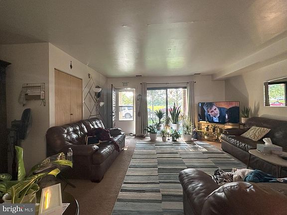 5th image of 7525 Calvert St