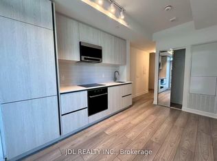 110 Broadway Ave #1107, Toronto, ON M4P 1V7