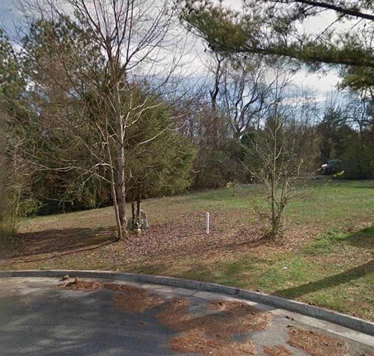 1st image of 428 Meadow Winds Cir NE