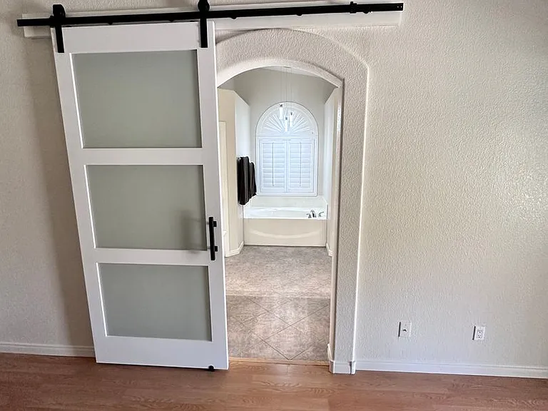 5317 Blue Evergreen Ave — Photo 9