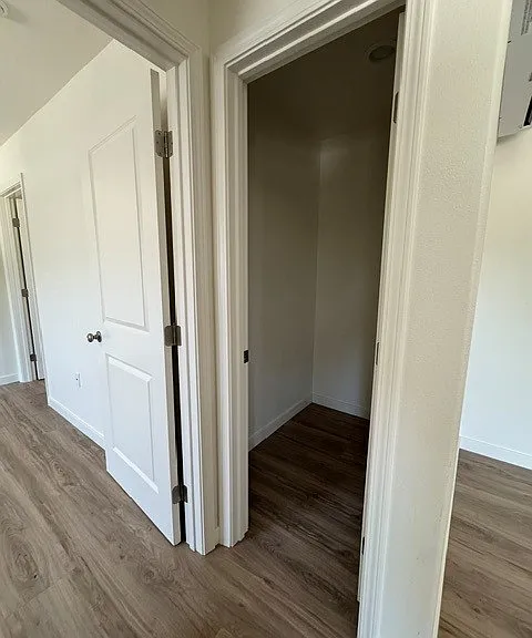 1012 W Cypress St #B — Photo 7