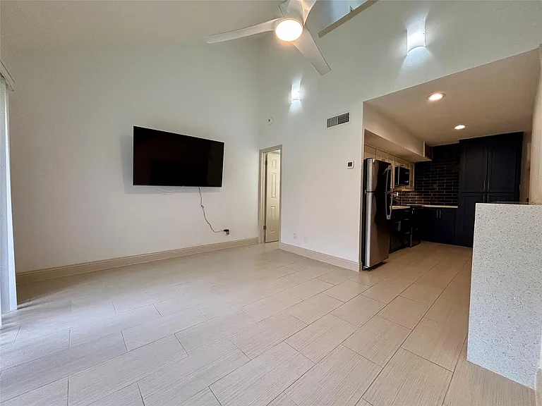 12900 Walden Rd #508E — Photo 10