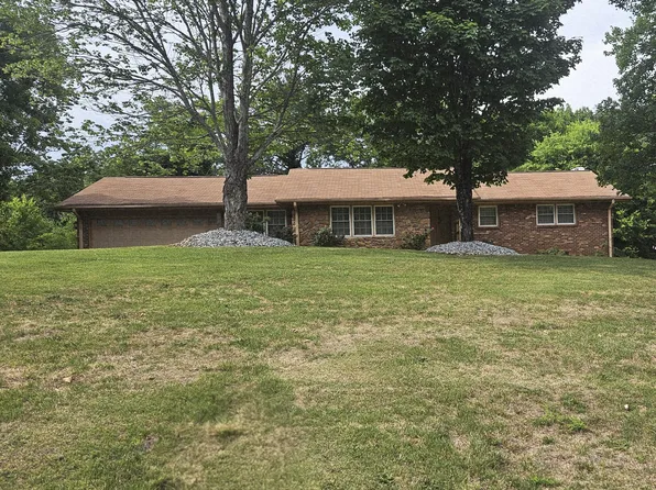 6676 Chaparral Dr, Lithonia, GA 30038