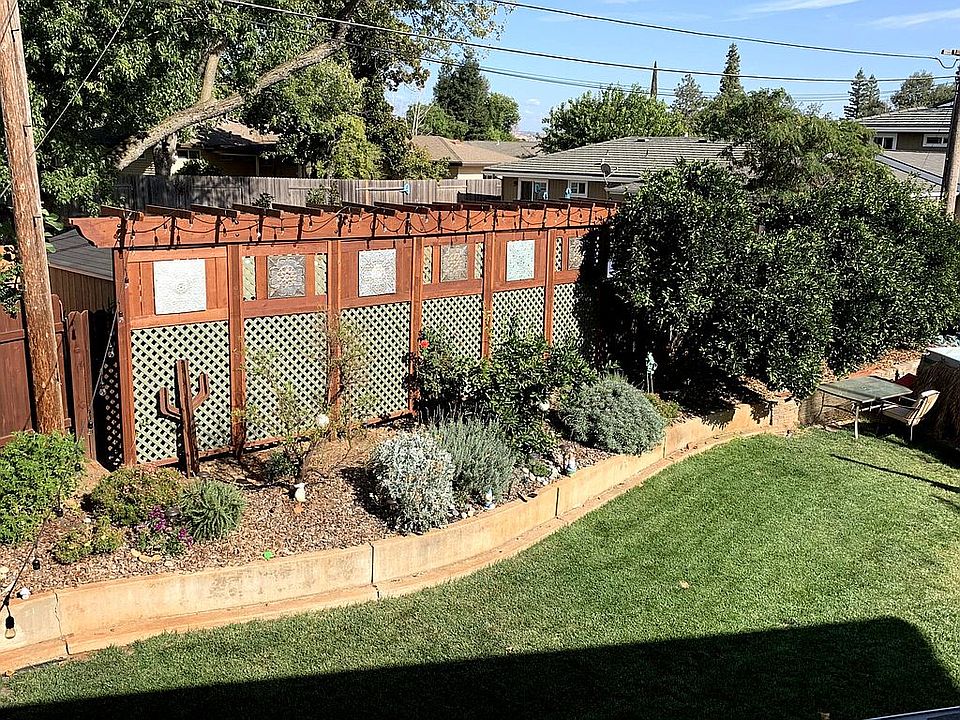 2nd image of 9681 Bullion Way